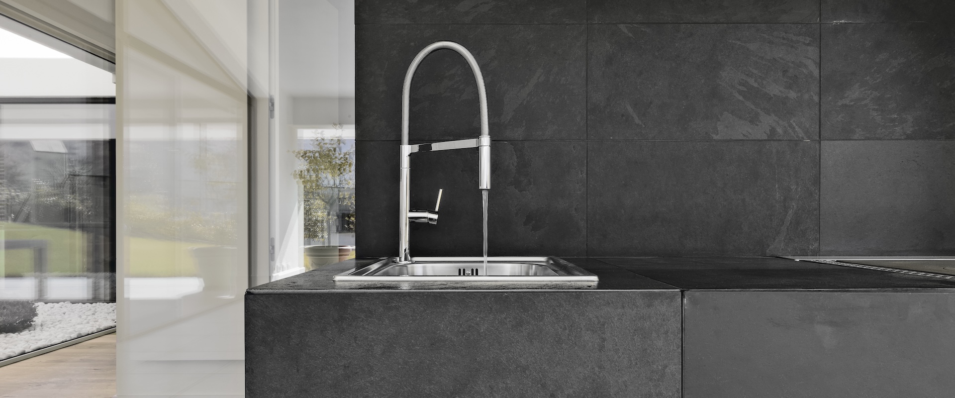 Cucine effetto cemento Castelleone: un'eleganza discreta